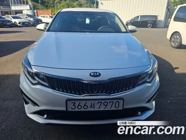 Kia K5 2.0 LPI Rental Car