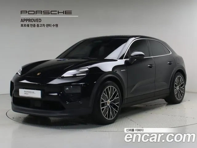 Porsche Macan Base