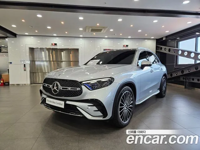 Mercedes-Benz GLC-Class GLC300 4MATIC AMG Line
