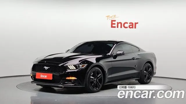 Ford Mustang Coupe