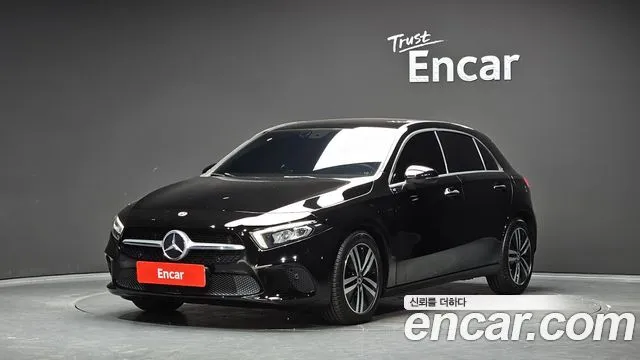 Mercedes-Benz A-Class A220 Hatchback