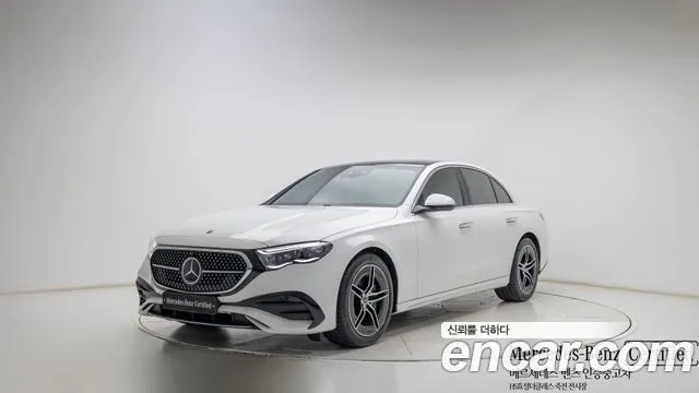 Mercedes-Benz E-Class E300 4MATIC AMG Line