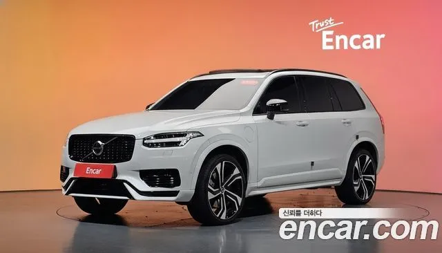 Volvo XC90 T8 R-Design Hybrid