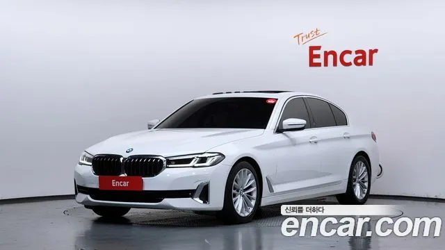 BMW 5-Series 520i Luxury