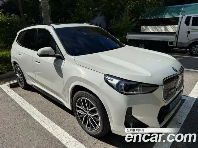 BMW iX1 eDrive 20 M Sport