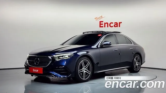Mercedes-Benz E-Class E300 4MATIC AMG Line