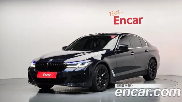 BMW 5-Series 520i Luxury