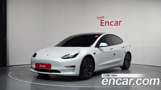 Tesla Model 3 Long Range AWD