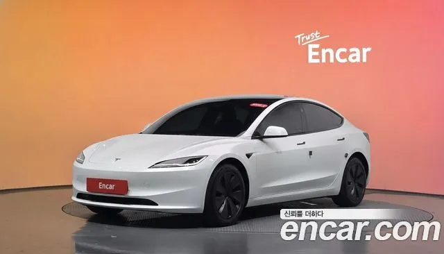 Tesla Model 3 Long Range AWD