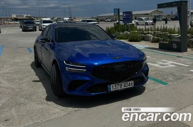 Genesis G70 Gasoline 2.0T 2WD