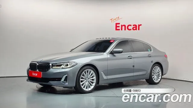 BMW 5-Series 530i Luxury