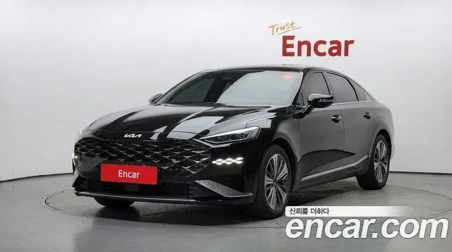 Kia K8 Signature