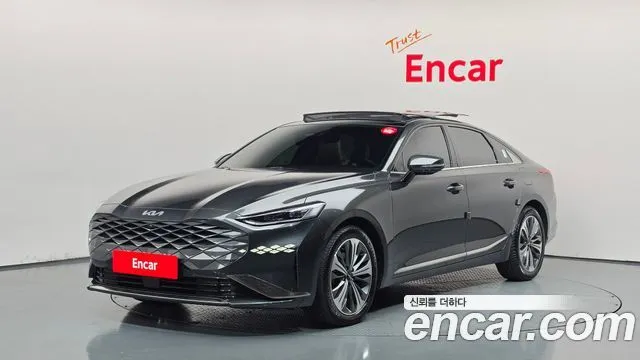 Kia K8 Signature