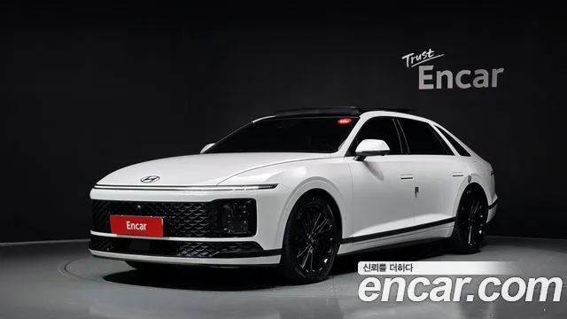 Hyundai Grandeur Calligraphy