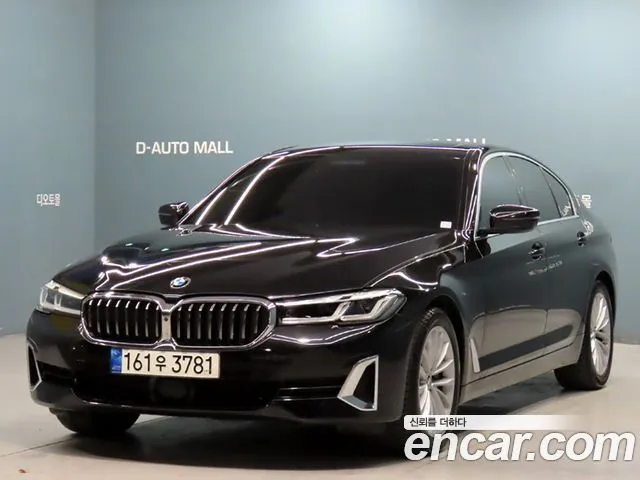 BMW 5-Series 530i xDrive Luxury