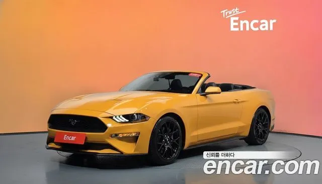 Ford Mustang Convertible