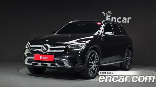 Mercedes-Benz GLC-Class GLC300e 4MATIC
