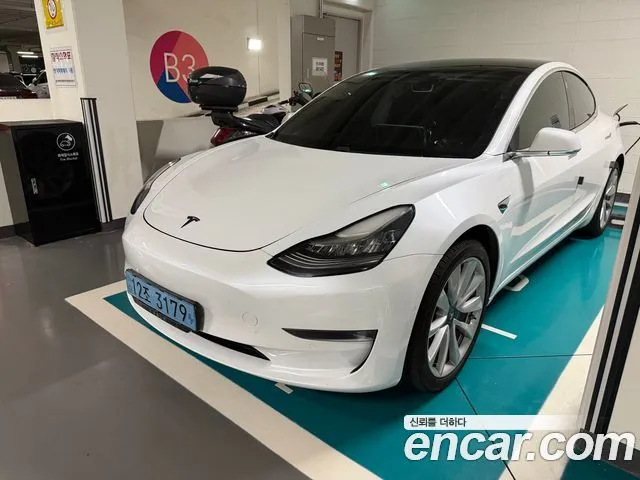 Tesla Model 3 Long Range AWD