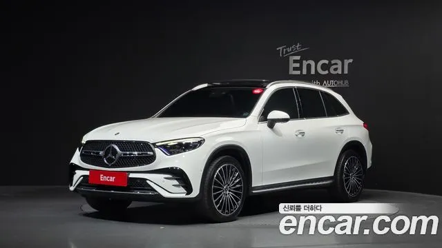 Mercedes-Benz GLC-Class GLC300 4MATIC AMG Line