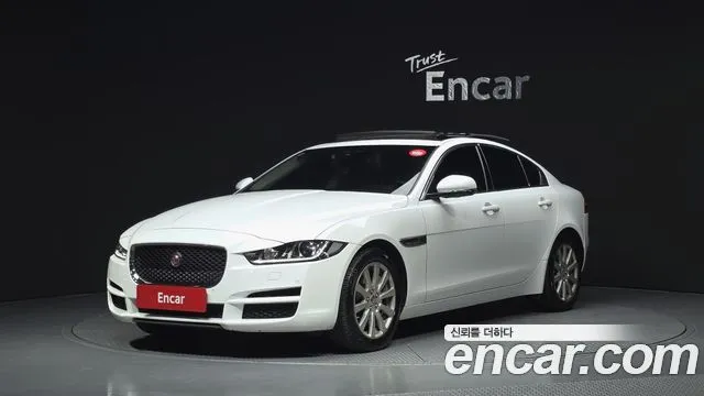 Jaguar XE 20t Prestige