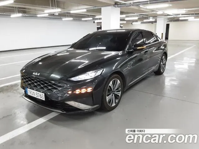 Kia K8 Signature