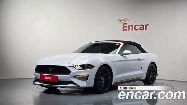 Ford Mustang Convertible