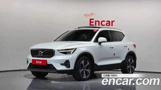 Volvo XC40 B4 Ultimate Bright