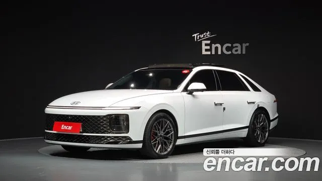 Hyundai Grandeur Calligraphy