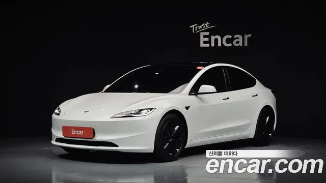 Tesla Model 3 Long Range AWD