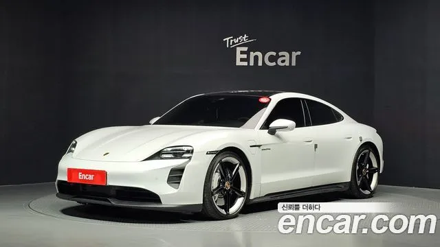 Porsche Taycan GTS