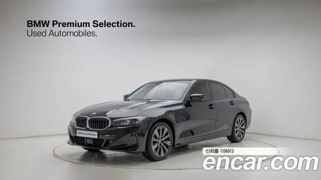 BMW 3-Series 320i