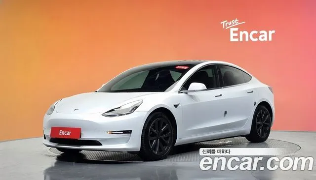 Tesla Model 3 Long Range AWD