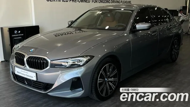 BMW 3-Series 320i