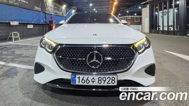 Mercedes-Benz E-Class E200 Avantgarde