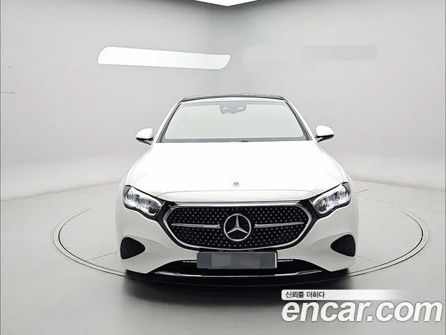 Mercedes-Benz E-Class E200 Avantgarde
