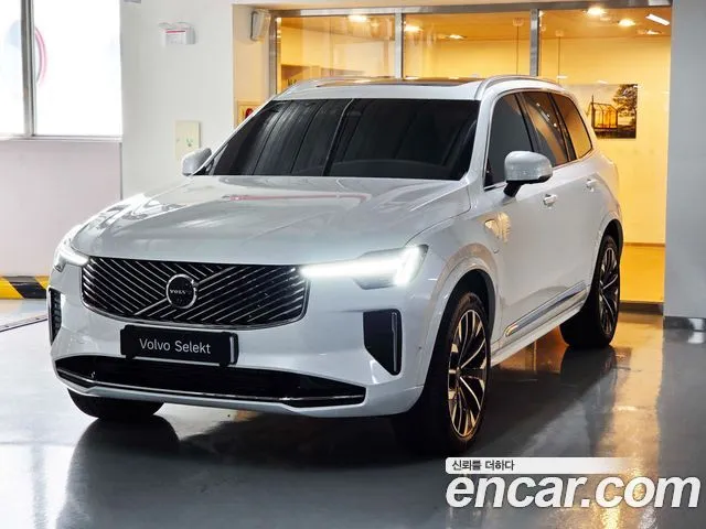 Volvo XC90 T8 Ultra Bright Hybrid