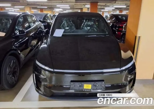 Tesla Model Y L Long Range AWD