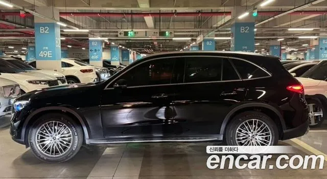 Mercedes-Benz GLC-Class GLC 300 4MATIC Avantgarde
