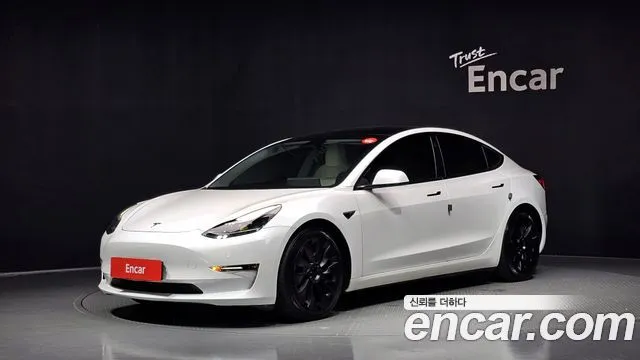 Tesla Model 3 Long Range AWD