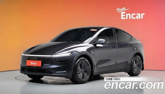 Tesla Model Y RWD
