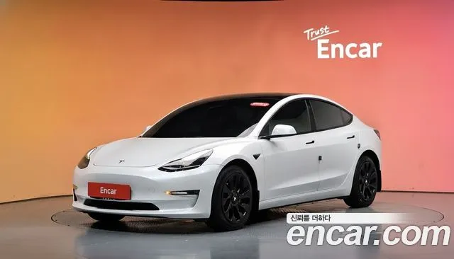 Tesla Model 3 Long Range AWD