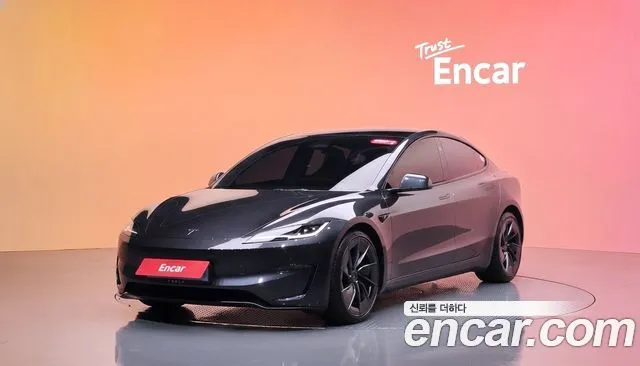 Tesla Model 3 Performance AWD