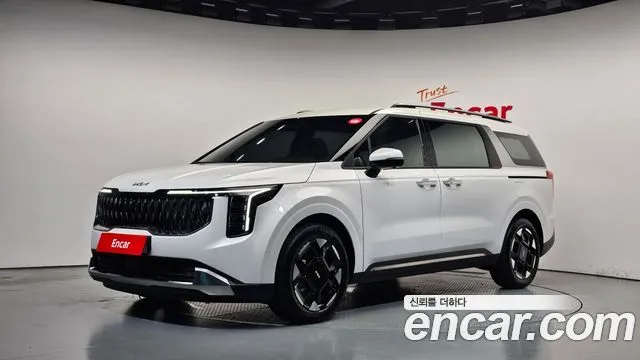 Kia Canival HEV 9seater Signature