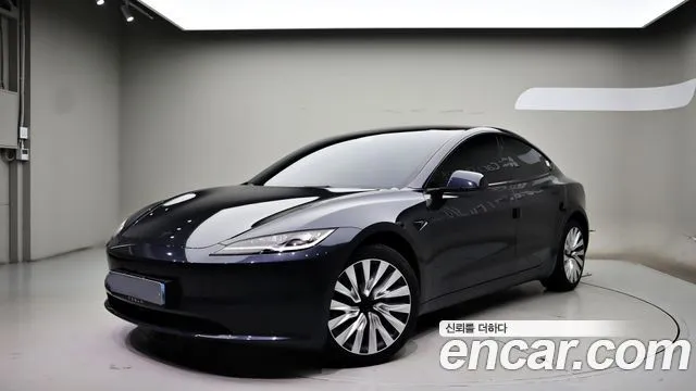 Tesla Model 3 Long Range AWD