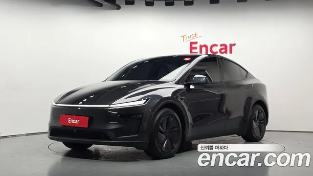 Tesla Model Y RWD