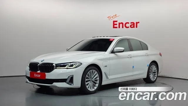 BMW 5-Series 530e Luxury