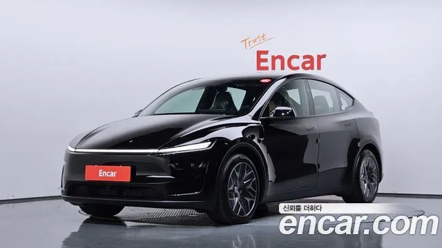 Tesla Model Y L Long Range AWD
