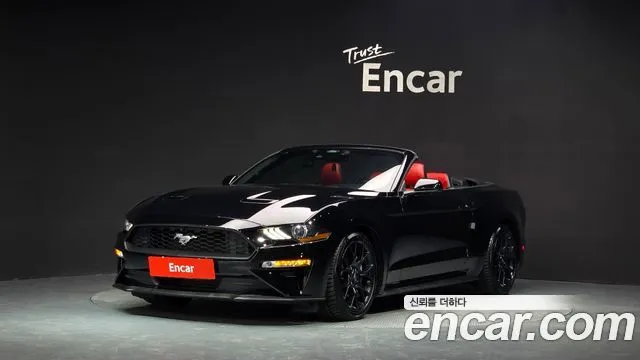 Ford Mustang Convertible