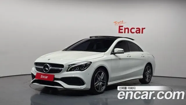 Mercedes-Benz CLA-Class CLA220 AMG Line