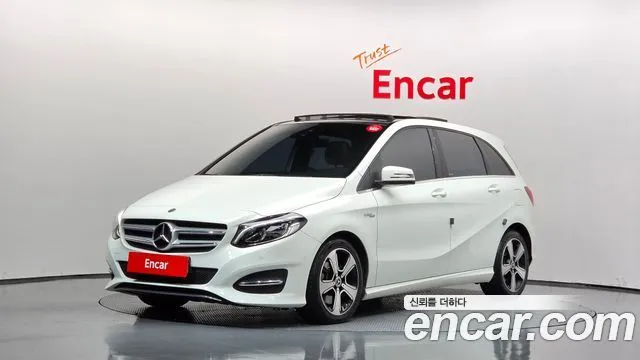 Mercedes-Benz B-Class B220